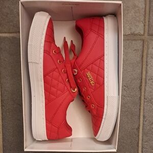 Guess Red Quilted Lace-Up Sneakers-new In Box